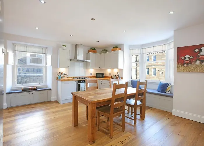 The Botanics Residence
